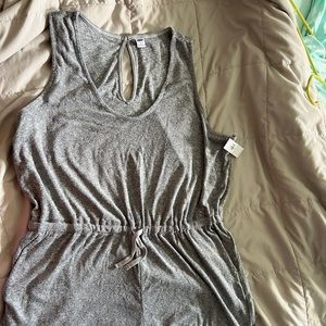 NWT Old Navy Gray Jumper/Romper Size XL